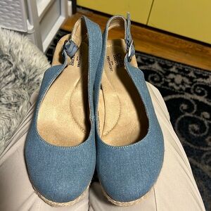 Croft & Barrow Tristie women’s espadrille wedge sandals denim 8.5